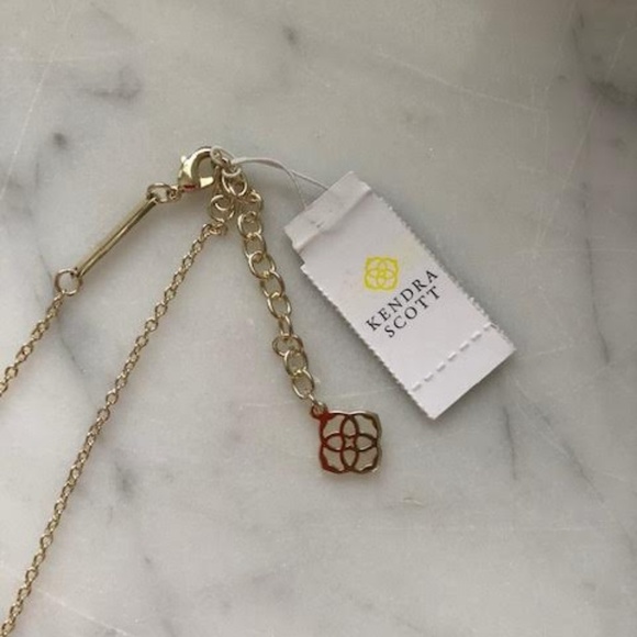 KENDRA SCOTT Elisa Pendant Necklace - Picture 6 of 7